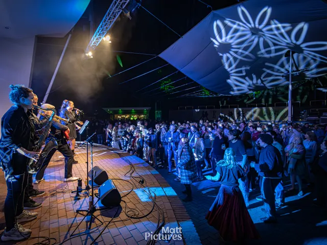 Open-air concert © Matt pictures
